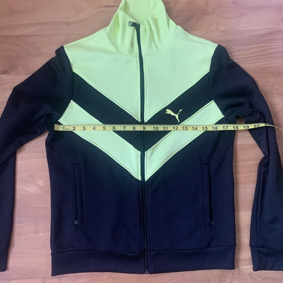 Retro Zip-Up: Puma - Picture 10 of 12